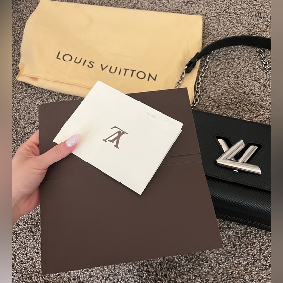 Louis Vuitton Twist MM Bag - Picture 1 of 8